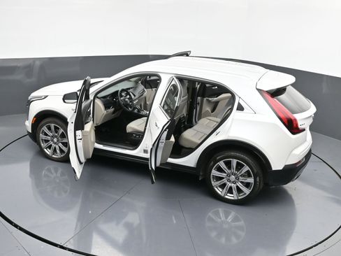 Used 2022 Cadillac XT4 Premium Luxury w/ Enhanced Visibility Package image 42