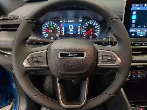 New 2026 Jeep Compass Limited image 17