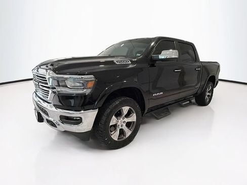 Used 2021 RAM 1500 Laramie AWD/4WD image 3