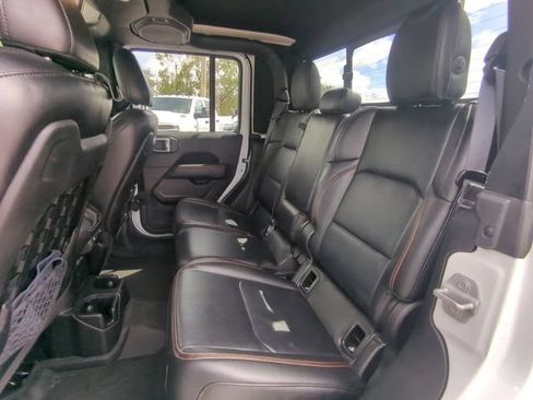 Used 2022 Jeep Gladiator Mojave w/ LED Lighting Group AWD/4WD image 15