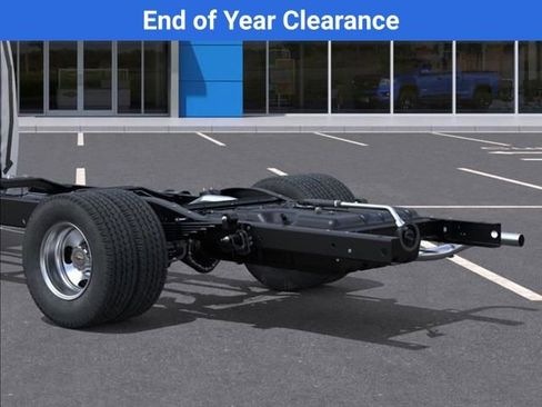 New 2025 Chevrolet Express 4500 w/ Power Convenience Package image 11