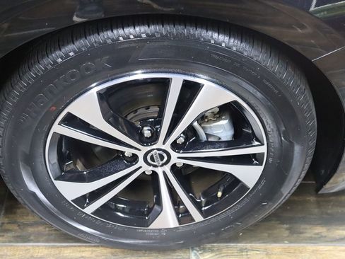 Used 2021 Nissan Sentra SV image 24