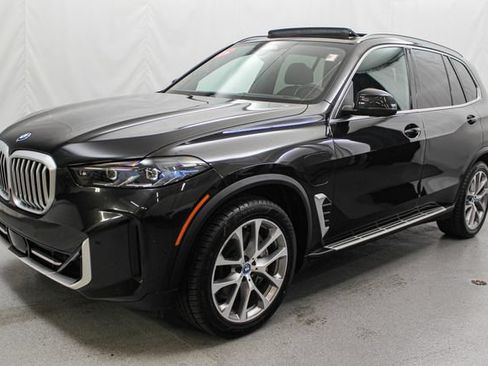 Used 2025 BMW X5 xDrive50e AWD/4WD image 6
