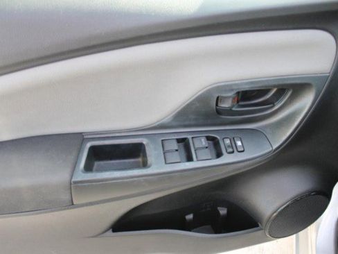 Used 2017 Toyota Yaris L image 50