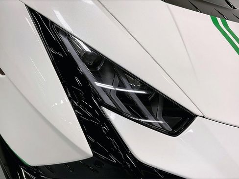 Used 2023 Lamborghini Huracan Tecnica image 29