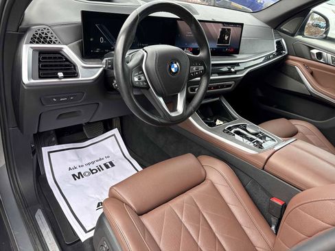 Used 2024 BMW X5 xDrive40i w/ Premium Package AWD/4WD image 10