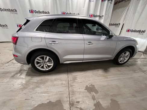 Used 2022 Audi Q5 2.0T Premium w/ Convenience Package AWD/4WD image 8