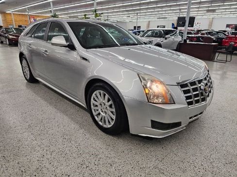 Used 2013 Cadillac CTS Luxury image 3