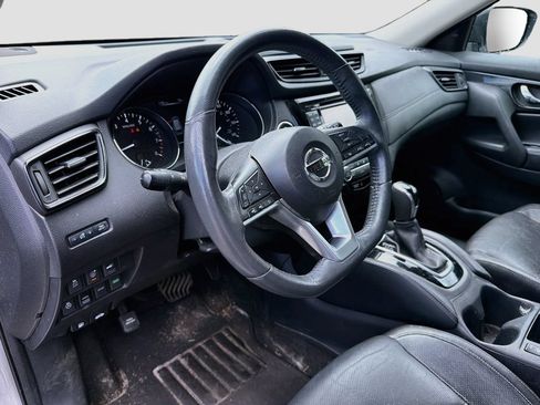 Used 2017 Nissan Rogue SL w/ SL Premium Package AWD/4WD image 9