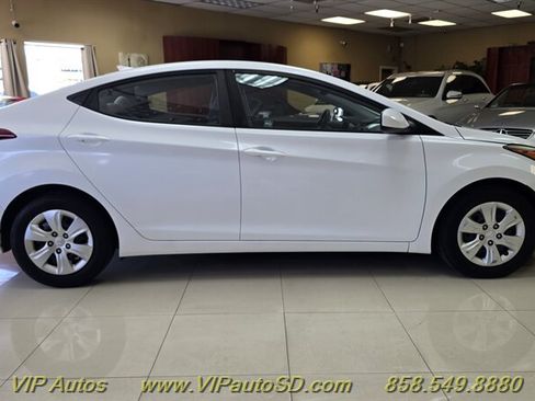 Used 2016 Hyundai Elantra SE FWD image 5