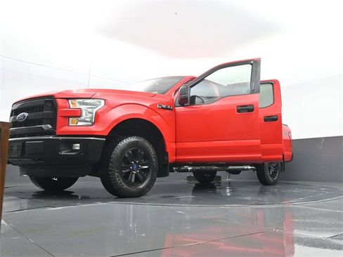 Used 2015 Ford F150 XLT w/ Trailer Tow Package image 31