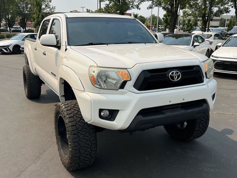 Used 2012 Toyota Tacoma PreRunner w/ SR5 Pkg RWD image 4