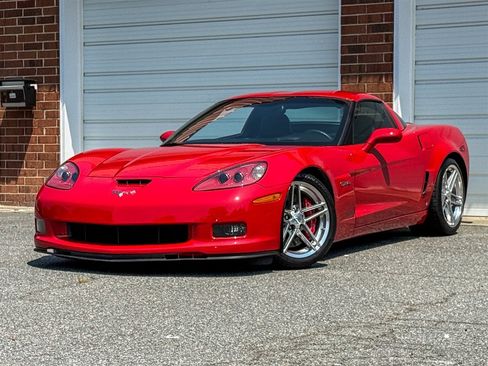 Used 2008 Chevrolet Corvette Z06 w/ Preferred Equipment Group RWD image 7