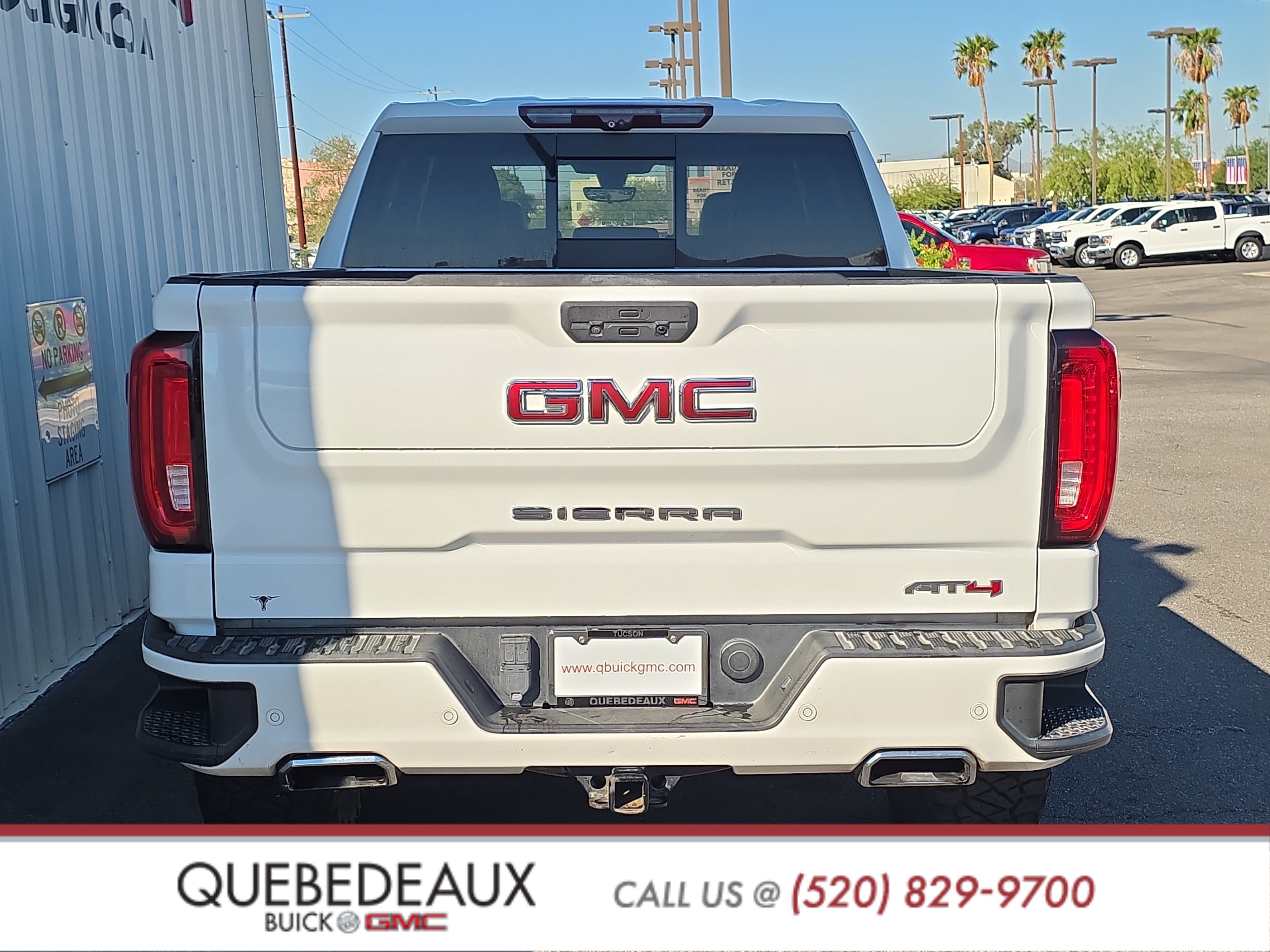 Used 2020 GMC Sierra 1500 AT4 w/ Technology Package AWD/4WD image 7
