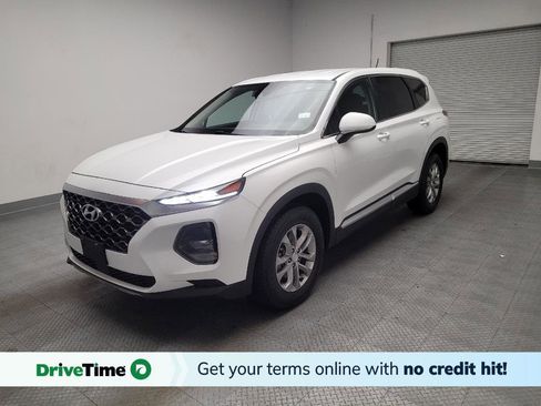 Used 2019 Hyundai Santa Fe SE image 1