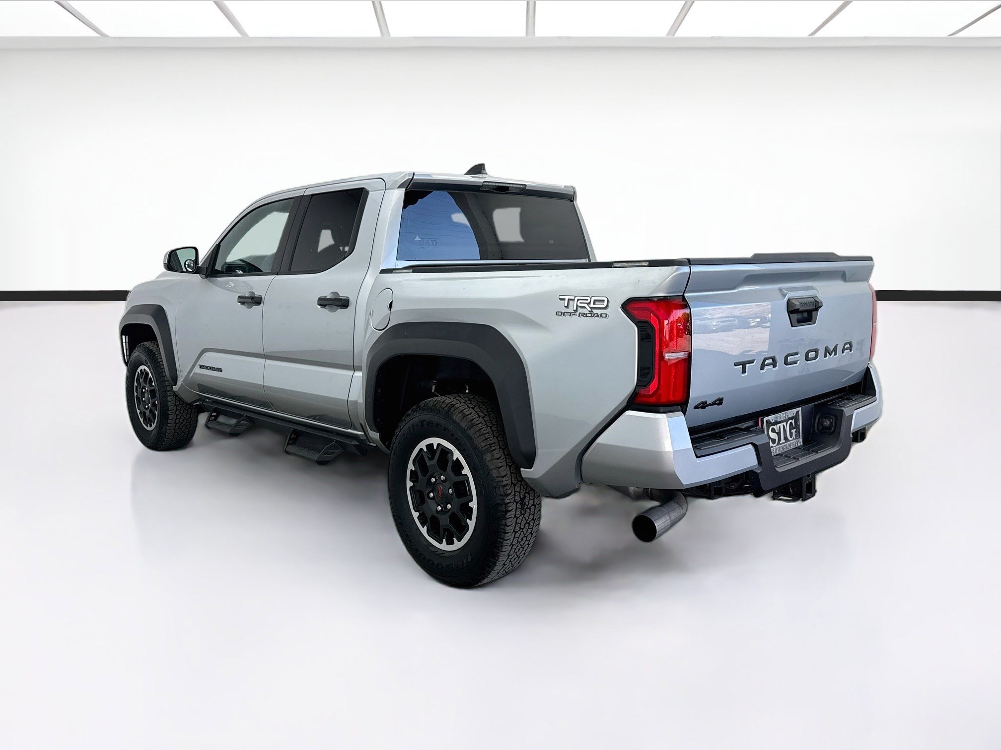 Used 2025 Toyota Tacoma TRD Off-Road AWD/4WD image 6