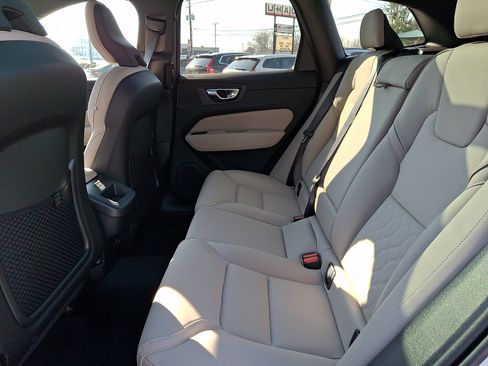 New 2026 Volvo XC60 B5 Core w/ Climate Package image 5