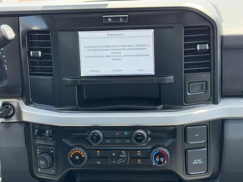 New 2026 Ford F250 XLT w/ FX4 Off-Road Package AWD/4WD image 8