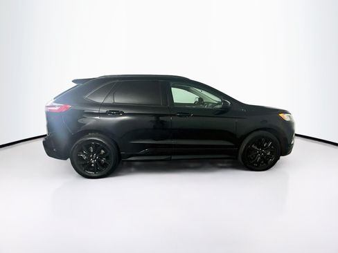 Used 2022 Ford Edge SE w/ Black Appearance Package AWD/4WD image 10