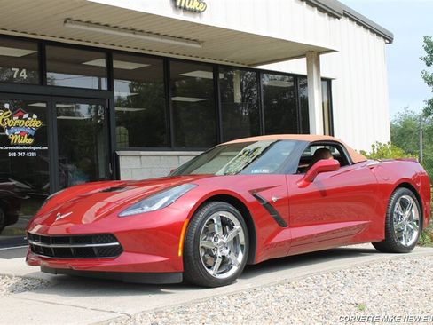 Used 2015 Chevrolet Corvette Stingray Convertible w/ 2LT Preferred Equipment Group RWD image 1