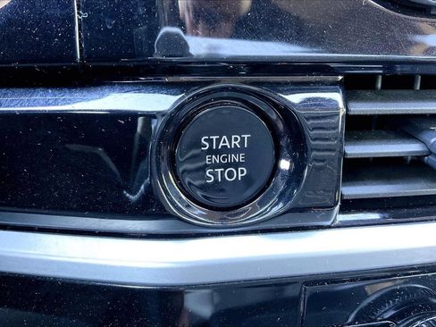 Used 2025 Nissan Pathfinder SV AWD/4WD image 27