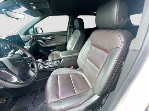 Used 2024 Chevrolet Blazer RS w/ Driver Confidence II Package FWD image 22