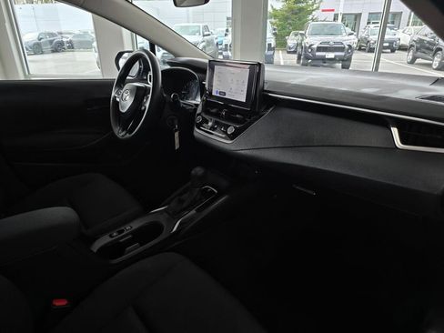 Used 2024 Toyota Corolla LE FWD image 43
