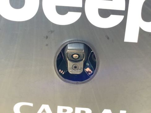 Used 2024 Jeep Wrangler Unlimited Sahara w/ Technology Group AWD/4WD image 32