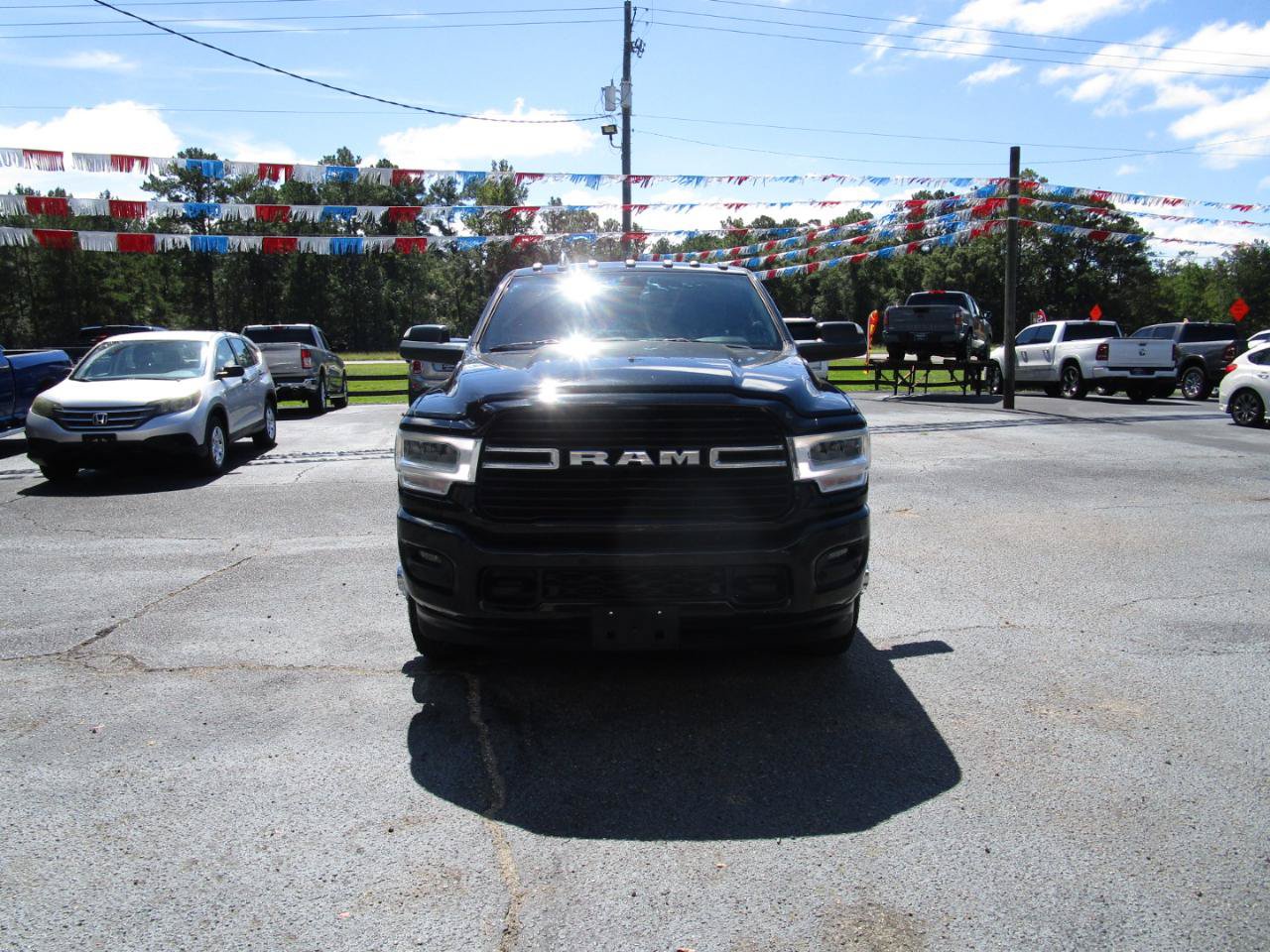 Used 2020 RAM 3500 Lone Star w/ Level 2 Equipment Group AWD/4WD image 2