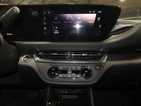 Certified 2024 Buick Envista Preferred w/ Convenience I Package image 16