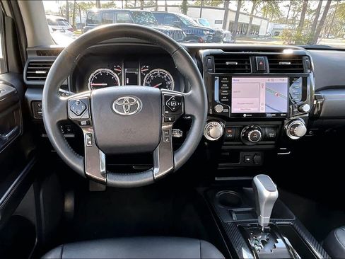 Certified 2022 Toyota 4Runner TRD Off-Road Premium w/ Moonroof Package AWD/4WD image 6