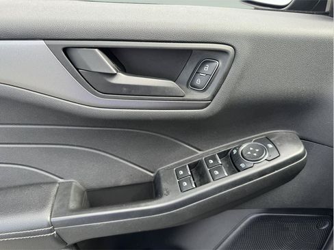 Used 2023 Ford Escape Active AWD/4WD image 38