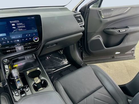 Used 2022 Lexus NX 350 AWD w/ Vision Package image 19