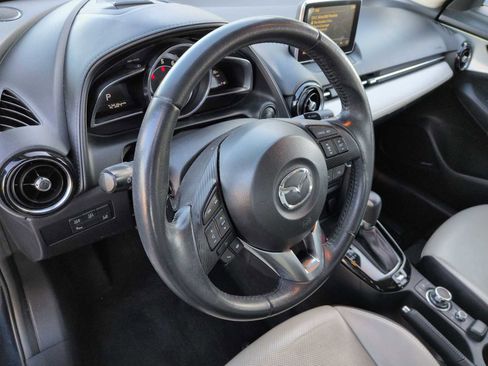 Used 2016 MAZDA CX-3 Grand Touring image 2