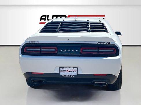 Used 2022 Dodge Challenger R/T RWD image 6