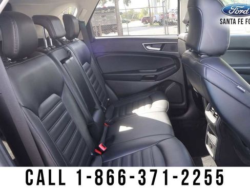 Used 2024 Ford Edge SEL image 21