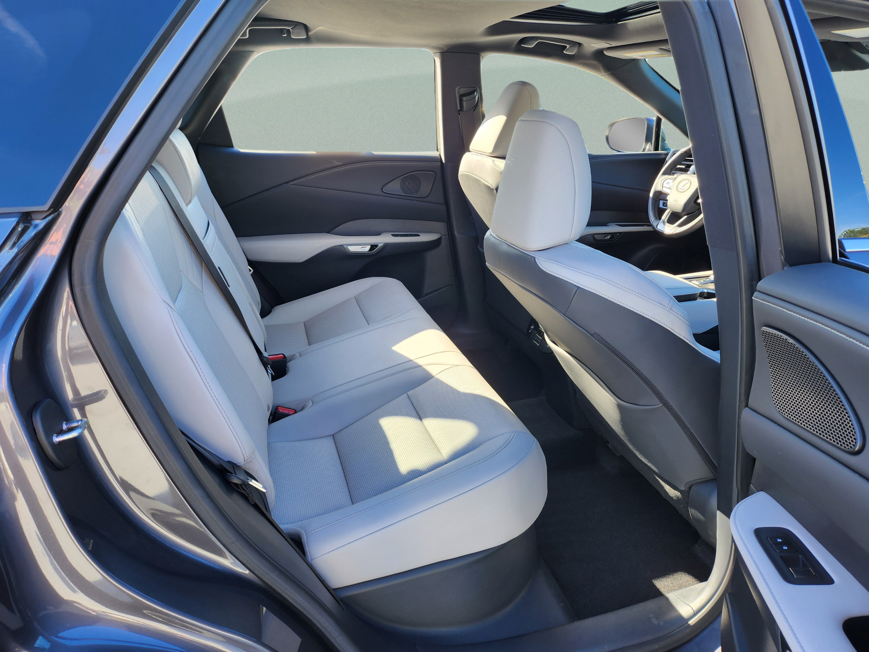 Certified 2026 Lexus RX 350 Premium Plus w/ Accessory Package (Z1) FWD image 27