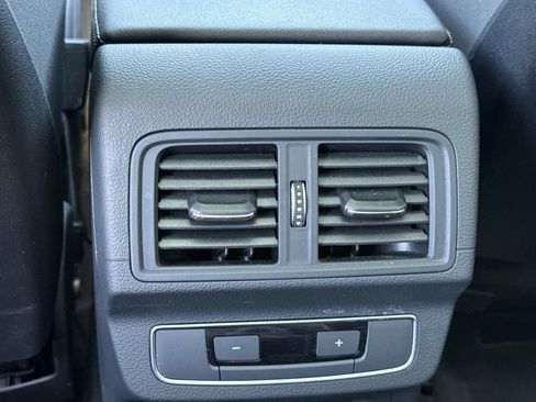Certified 2023 Audi Q5 e Premium w/ Convenience Package AWD/4WD image 16