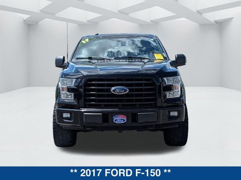 Used 2017 Ford F150 XLT w/ Equipment Group 302A Luxury image 8