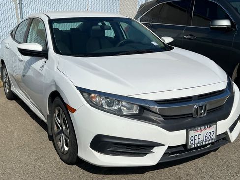 Used 2018 Honda Civic LX image 3