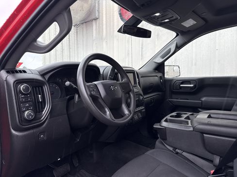 Used 2019 Chevrolet Silverado 1500 Custom Trail Boss w/ Custom Convenience Package image 14