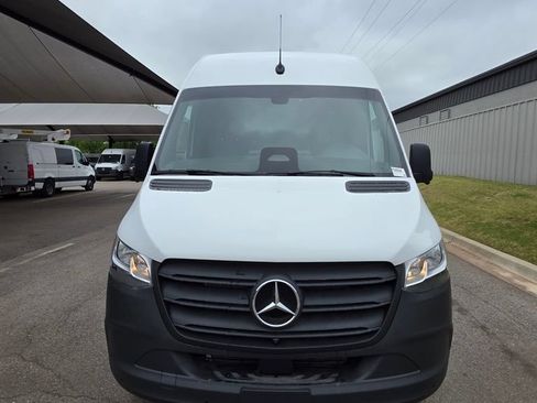 Used 2026 Mercedes-Benz Sprinter 2500 image 1