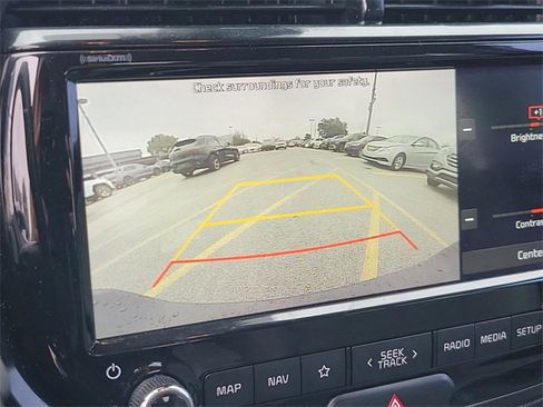 Used 2020 Kia Soul EX image 21