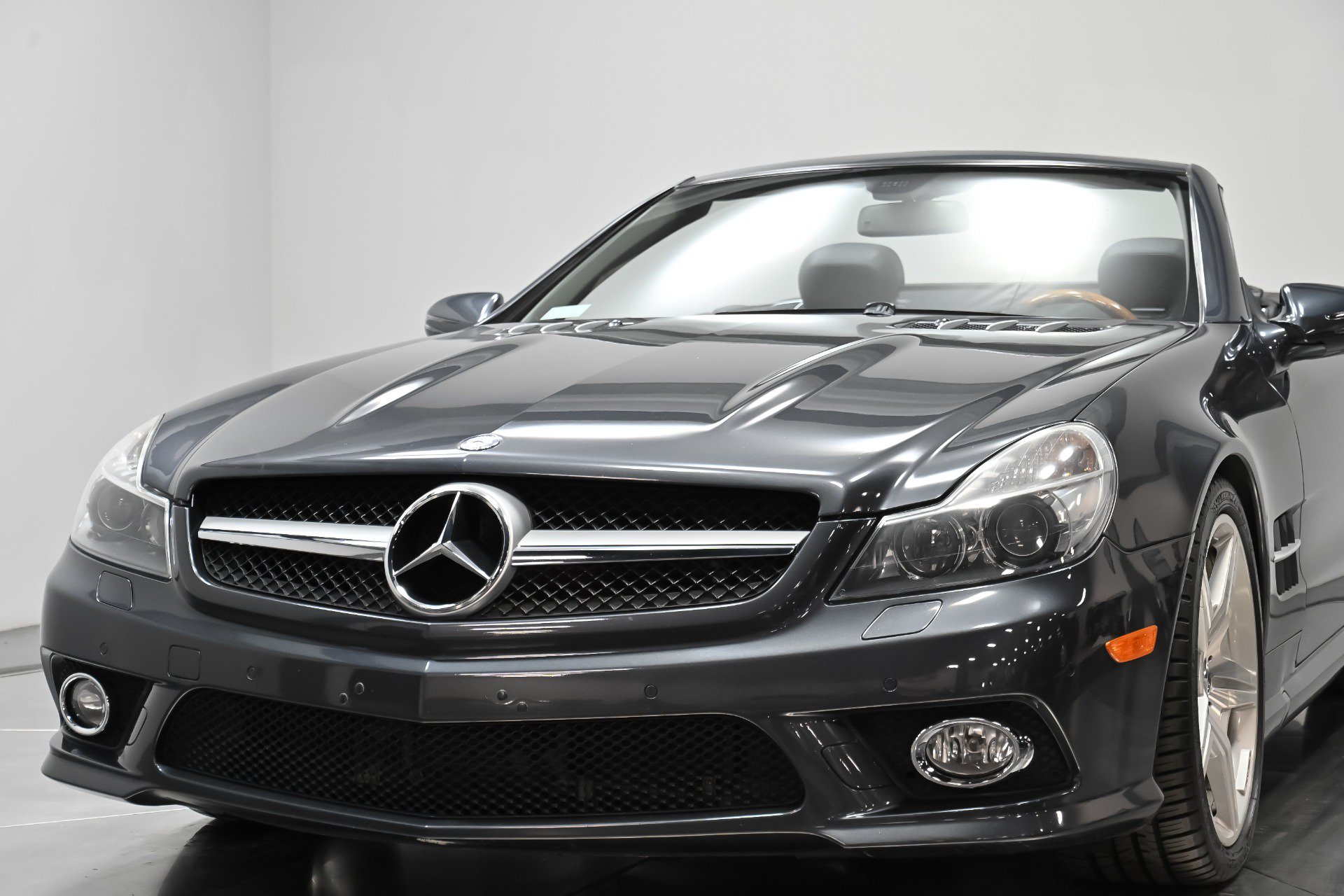 Used 2009 Mercedes-Benz SL 550 image 39