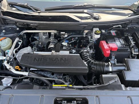Used 2026 Nissan Rogue SV FWD image 33