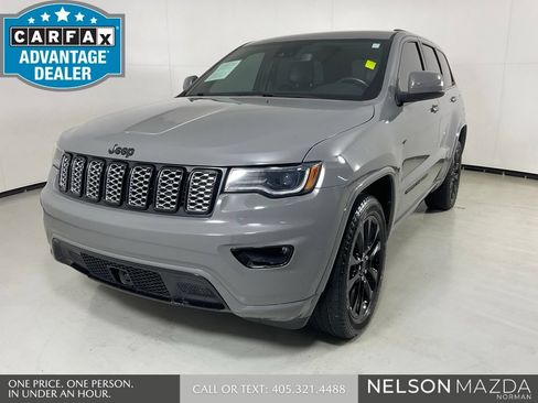 Used 2021 Jeep Grand Cherokee Laredo X AWD/4WD image 1