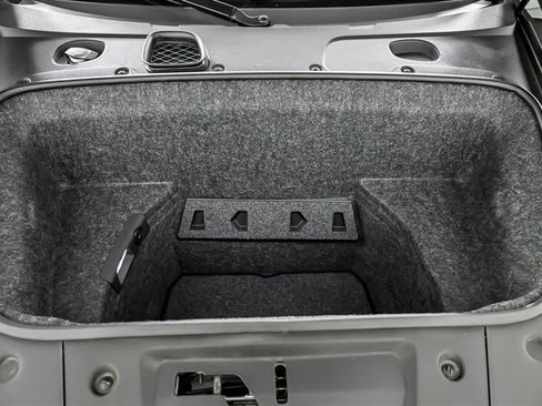 Used 2011 Audi R8 V8 AWD/4WD image 13