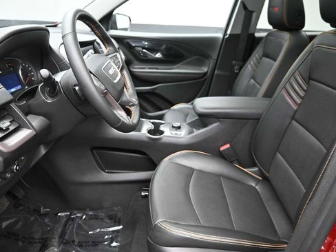 Used 2023 GMC Terrain AT4 image 9