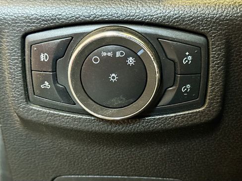 Used 2020 Ford F250 Platinum w/ FX4 Off-Road Package AWD/4WD image 11