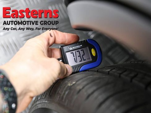 Used 2025 Buick Encore GX Preferred AWD/4WD image 25